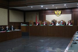 Selain tuntutan penjara, Benny Tjokro dituntut bayar Rp6,078 triliun terkait Jiwasraya