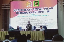 Anggota MPR RI Syaifullah Tamliha sosialisasi empat pilar kebangsaan di Banjarmasin