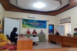 UM Palangkaraya dampingi UMKM peroleh izin edar industri kosmetik