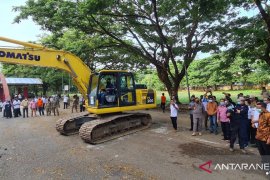 Renovasi Stadion Mattoanging dimulai dengan Pembongkaran