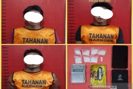 Buruh dan wakar kompak edarkan 35,95 gram sabu-sabu