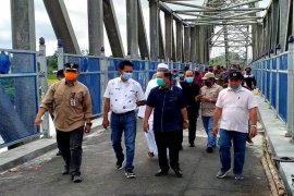 Pemkab Barut uji beban Jembatan Muara Teweh - Jingah
