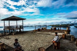 Panorama Dari Puncak Heaven Ipar Gunung Sentani Page 1 Small