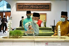 Sultan Abdullah diskusikan usulan kabinet dengan para raja Melayu