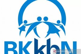 Puluhan warga Kota Solok ikuti program bakti sosial KB gratis