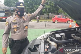 Wakapolres Bangka periksa kendaraan operasional personel (video)