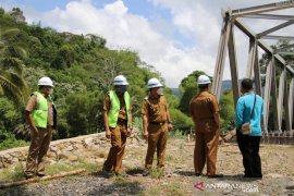 Bupati HSS pesankan Jembatan Loksado dijaga, jadi akses bawa hasil usaha masyarakat