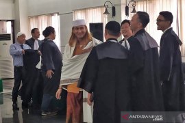 Polda Jawa Barat kembali menetapkan Bahar Smith tersangka penganiayaan