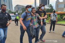 Polisi amankan dua orang diduga copet di tengah aksi unjuk rasa