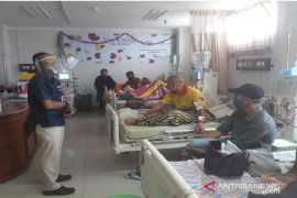 GTC BPJS Kesehatan Cabang Solok sambangi pasien HD RSUD M. Natsir