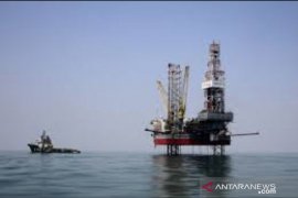 Luhut pandjaitan yakinkan investor migas ekonomi Indonesia tumbuh positif 2021