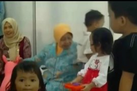 Pengasuh di tempat penitipan anak hendaknya diperiksa berkala
