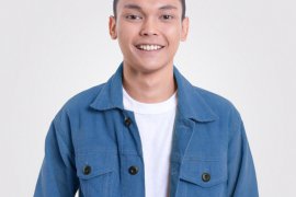 Adlani Rambe ajak bernostalgiadi "Album  Pop Termanis Vol. 1"