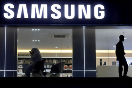 Samsung luncurkan lebih awal ponsel andalan untuk saingi Huawei