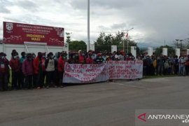 Warga minta kepala distrik Asolokobal diganti karena lemah pengawasan