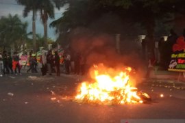 Empat pelaku pembakar motor dinas Polisi ditangkap