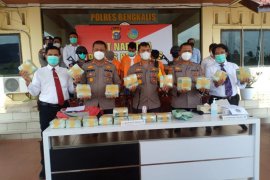 Mahasiswa dan pegawai honorer diamankan terkait penyelundupan sabu 19 kg