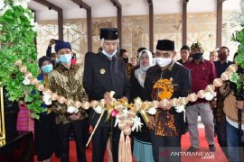 Wali Kota Baubau resmikan hotel Zenith Premier