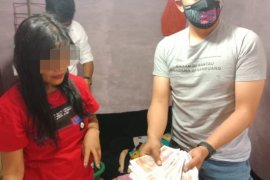 Tiga pengedar uang palsu diringkus, upal belasan juta rupiah disita