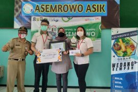 Tambak Sarioso Surabaya juara favorit Kampung Asik