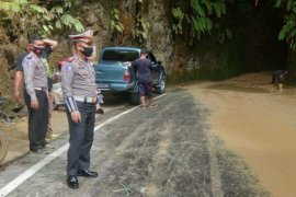Sempat macet, arus lalu lintas di batu lubang Sibolga sudah normal