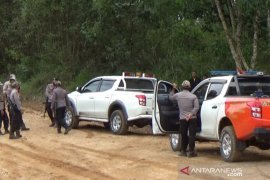 Video-Tanggapi permintaan DPRD HSS, Satgas PT AGM patroli dan razia peti rutin