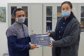 Lima mahasiswa Indonesia di Wuhan lulus