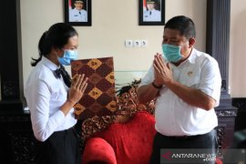 Pemkab Jembrana bantu beasiswa mahasiswa kurang mampu