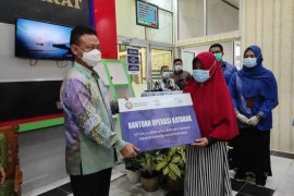 14 pasien katarak terima bantuan operasi gratis BKMM