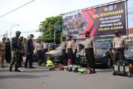 Polres - Pemkab Sleman menggelar apel kesiapsiagaan bencana 2020