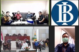 Kemenko Perekonomian serahkan TPID Awards 2020 untuk Pemkab Malra