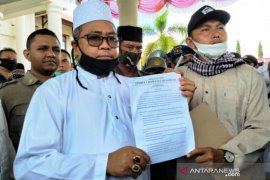 Bupati Aceh Barat desak Presiden Perancis Emmanuel Macron minta maaf