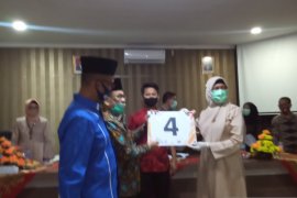 Calon Bupati Solok Iriadi-Agus Syahdeman dapat nomor  urut 04