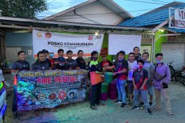 Panglima Batur salurkan 152 paket sembako untuk korban kebakaran Kotabaru