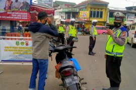 Operasi pengawasan protokol kesehatan COVID-19 di Sukabumi diperpanjang