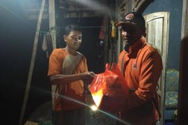 BPBD Banten bantu korban longsor di Lebak selatan