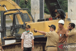 Masyarakat Gunung Toar harap jembatan selesai