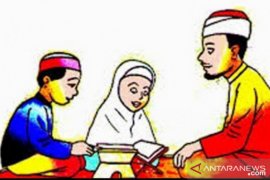 Pemkot Tanjungbalai di desak cairkan insentif sosial guru mengaji