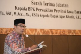 Ridwan Kamil beberkan dinamika penyebaran COVID-19 dari klaster pesantren