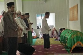 Pengasuh Ponpes Al Fattah Talangsari Jember Gus Afton tutup usia