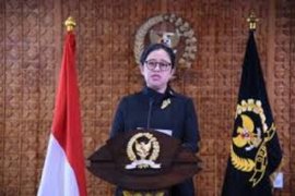 Puan Maharani minta anggota DPR selalu transparan jalankan tugas