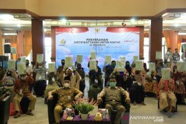 BPN HSU bagikan 2.166 sertifikat tanah