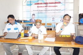 Senator Fachrul Razi : Wartawan pantas jadi pahlawan di tengah pandemi