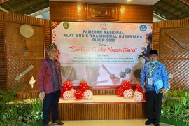 Sultra pamerkan alat musik tradisional ajang nasional di Ambon