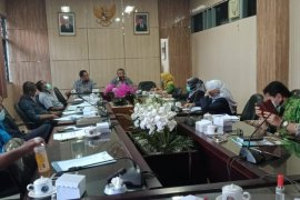 53 tenaga kesehatan di Jember terpapar COVID-19 dinyatakan sembuh