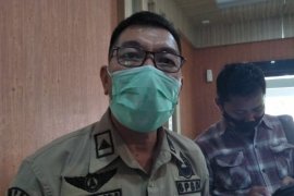BPBD Mataram semprotkan disinfektan sekolah dukung belajar tatap muka