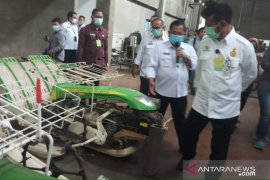 Mentan dorong industri alsintan perbesar komponen dalam negeri