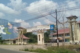 PD Pasar OKU akan tarik  ratusan kios dan los yang tidak difungsikan