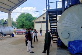 Tinjau pabrik aspal karet di Muba, Ketua DPRD: InsyaAllah Jambi juga bisa