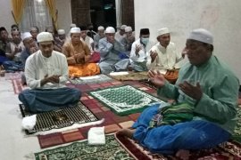 Dukung Pilkada damai, 1.300 RT se-Tanah Bumbu lakukan doa bersama serentak